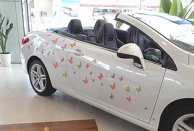 夢でみた車？