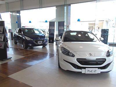 展示車、入れ替えました。