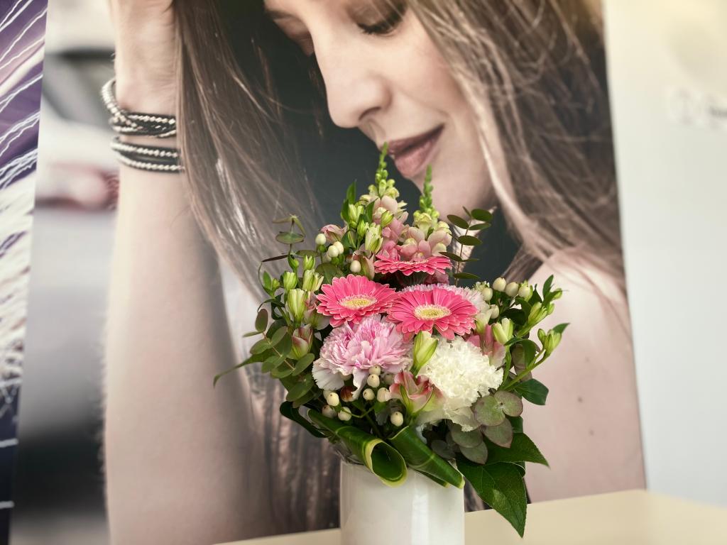 ショールームのお花