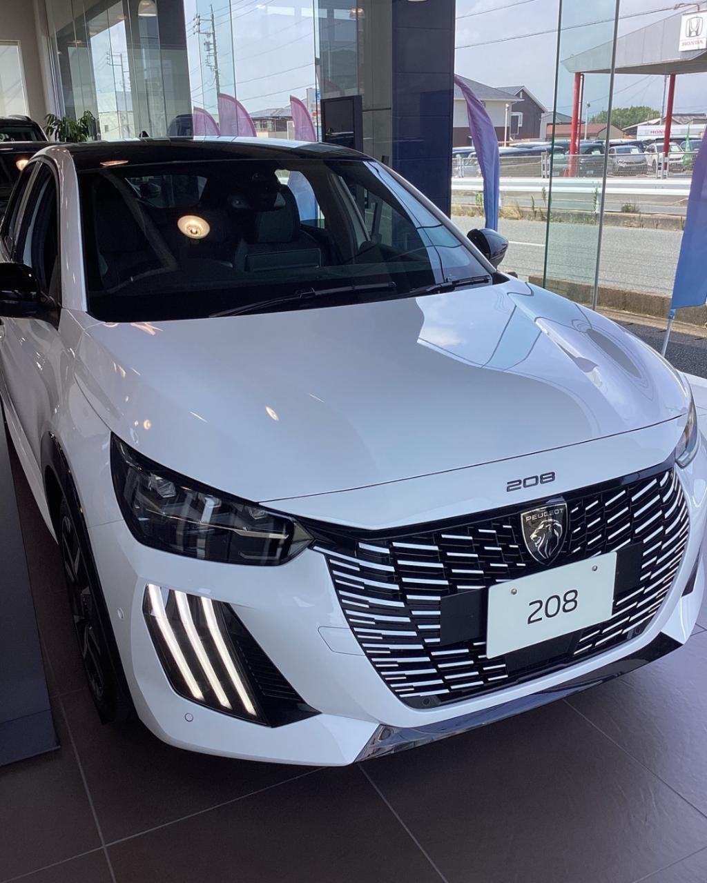 展示車を入れ替えました