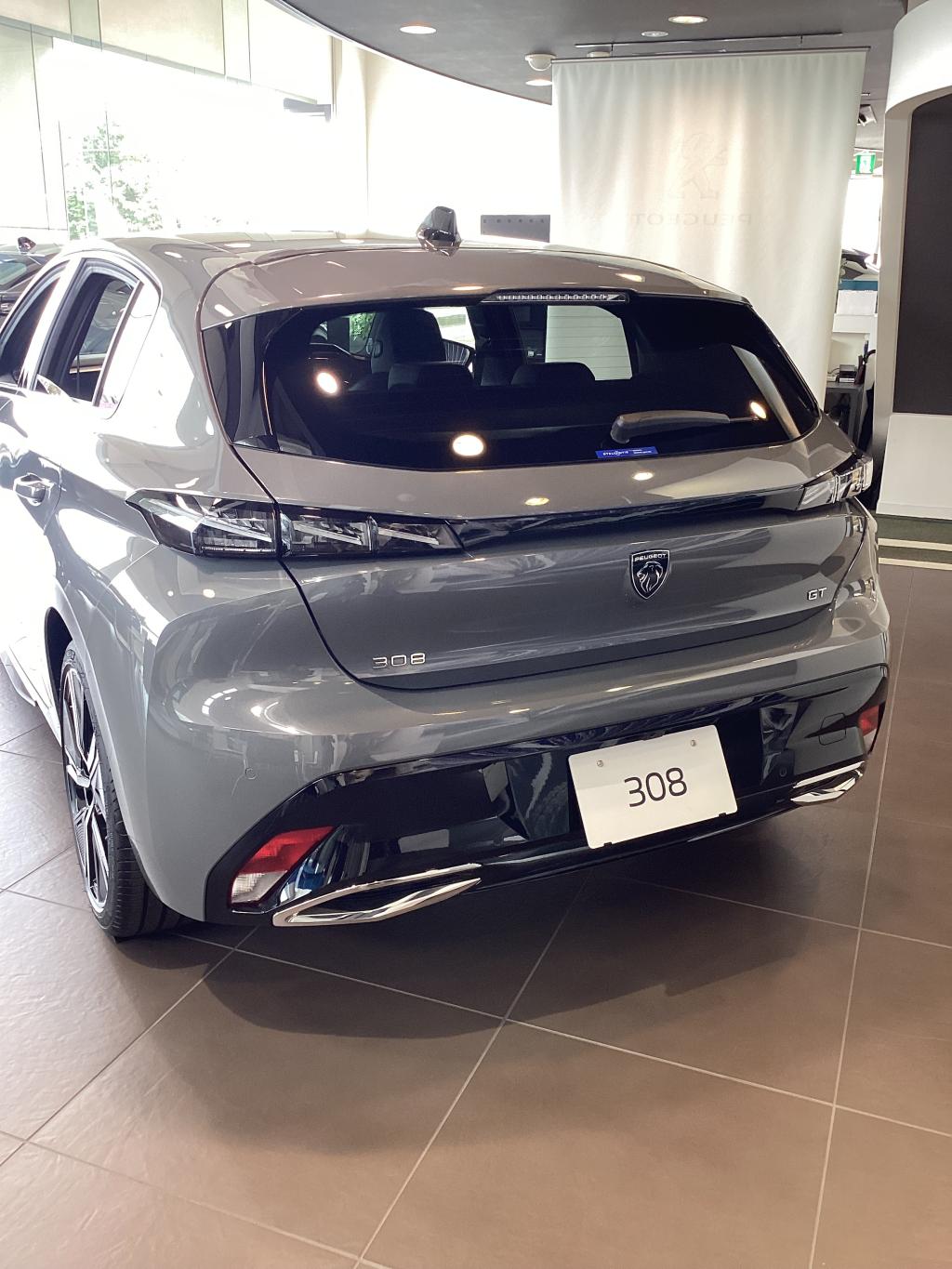 展示車の入れ替えをいたしました