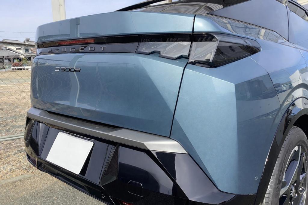 NEW E-3008デビュー